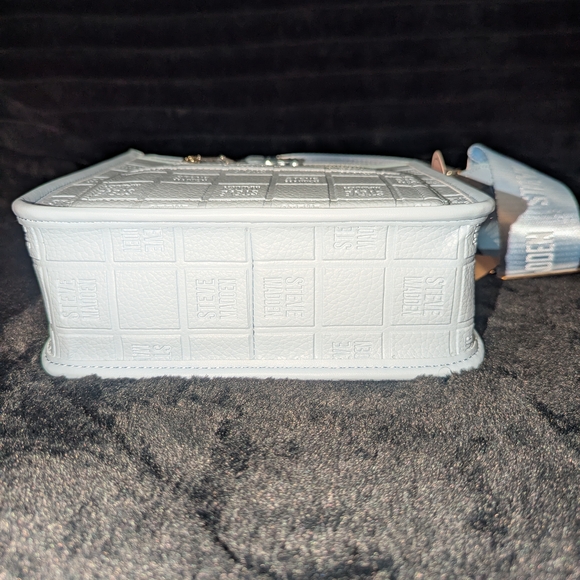 Steve Madden Light Blue Embossed Crossbody Bag Set - Picture 5 of 11